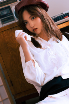 高校女教师三部曲爱云芬尼